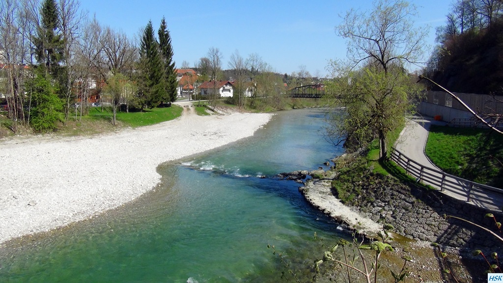 Fliegenfischen in der deutschen Traun im April 2015