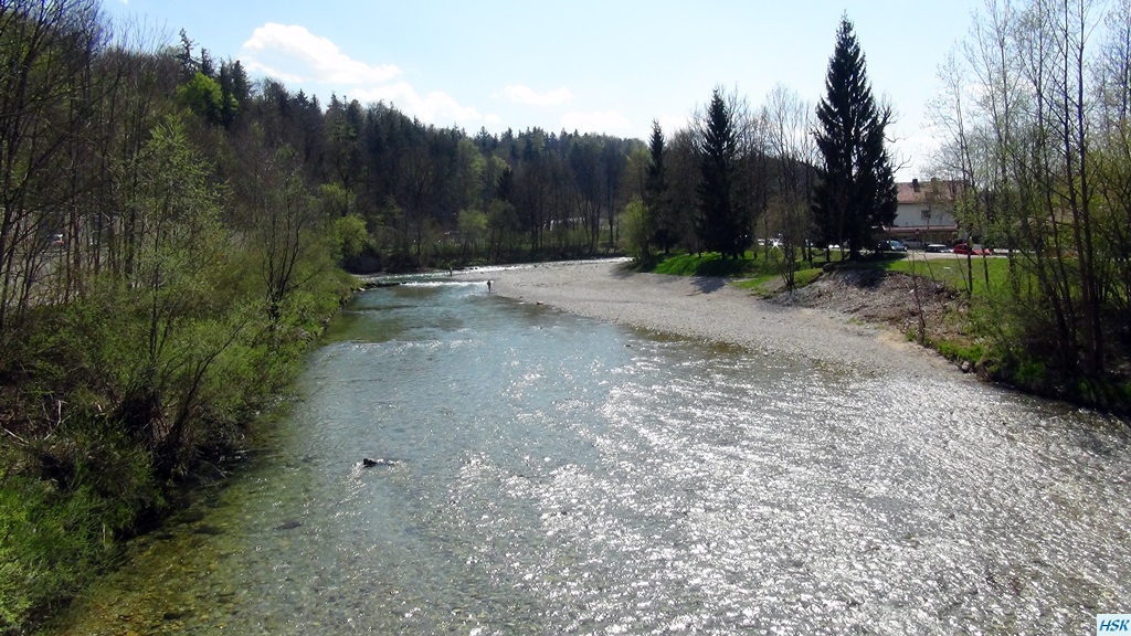 Fliegenfischen in der deutschen Traun im April 2015