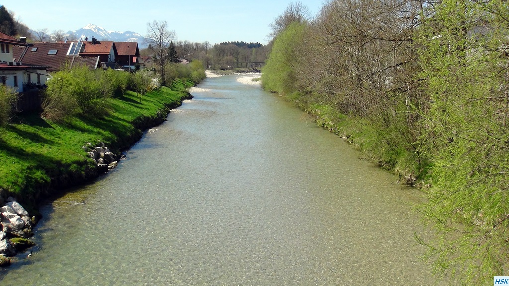 Fliegenfischen in der deutschen Traun im April 2015