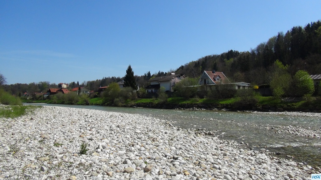 Fliegenfischen in der deutschen Traun im April 2015